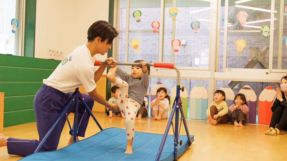 正課の「英語」や「体操」教室の他にも、課外教室を設けております。